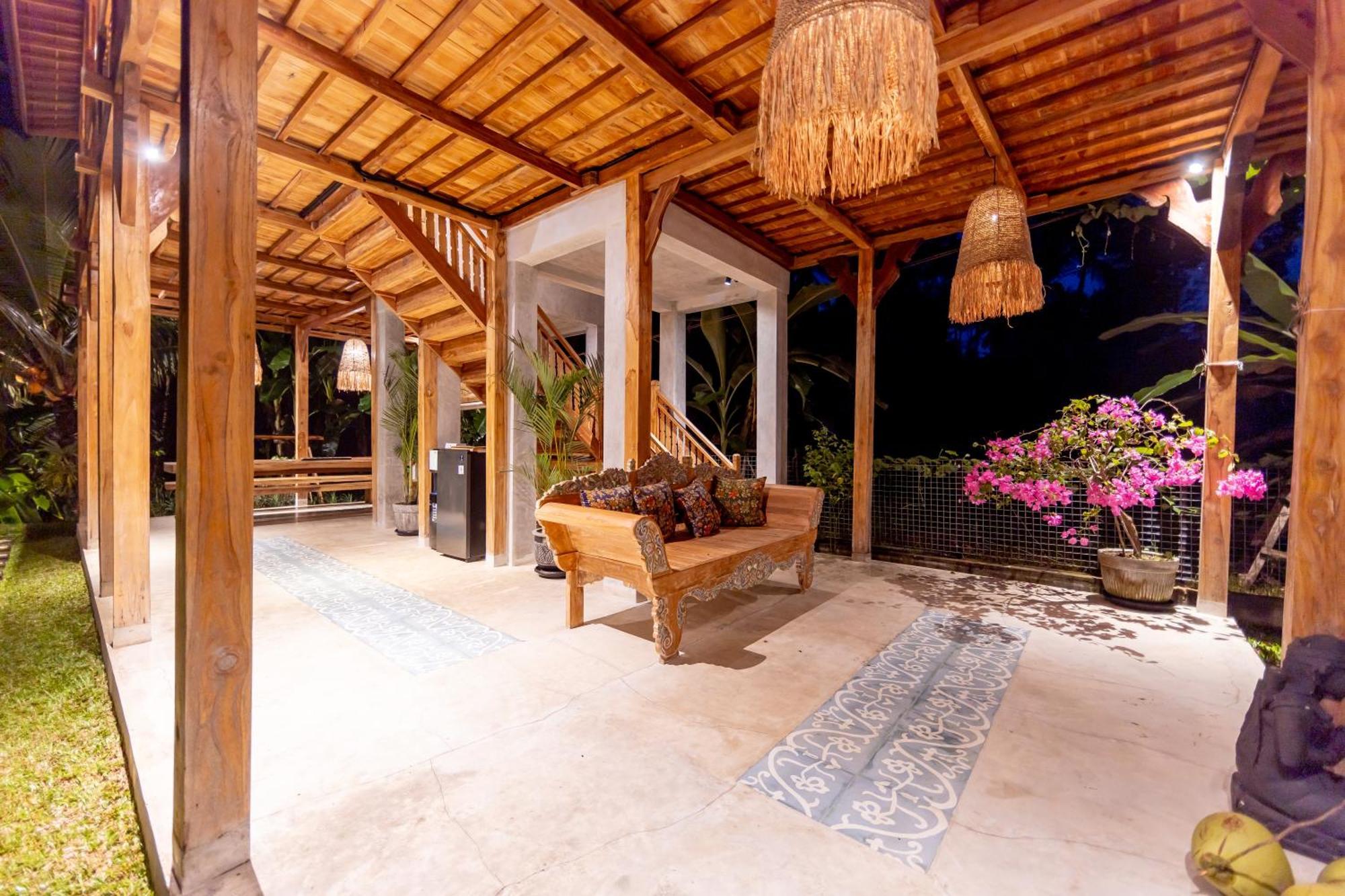 Rumah Guci Ubud Kültér fotó